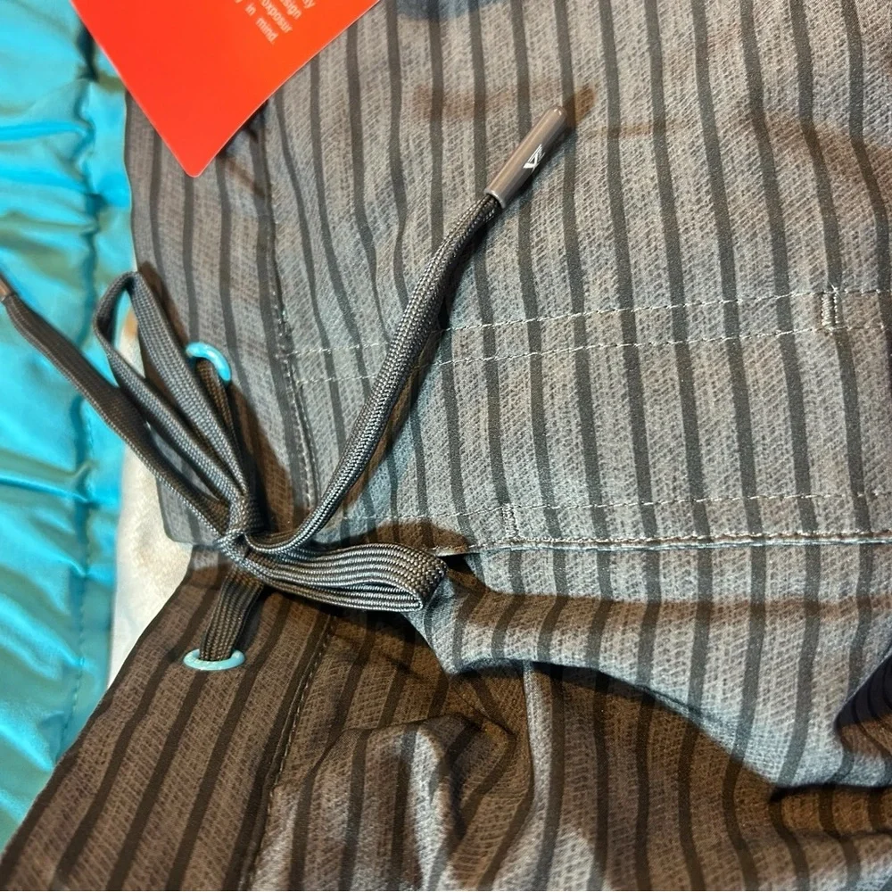 NEW w Tags Swim Trunks-Men’s